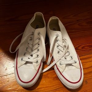 Converse - red white and blue! Unisex (women’s 6.5 and men’s 4.5)